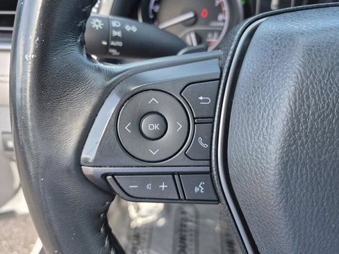 Used 2023 Toyota Camry SE w/ Convenience Package FWD image 28
