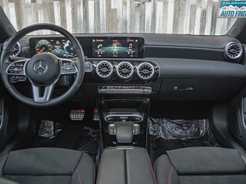 Used 2023 Mercedes-Benz CLA 250 4MATIC image 17