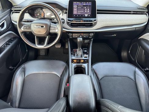 Used 2022 Jeep Compass Latitude w/ Convenience Group image 12