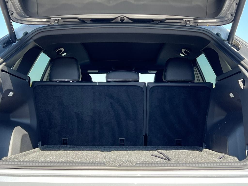 New 2025 Volkswagen Atlas Cross Sport SEL AWD/4WD image 41