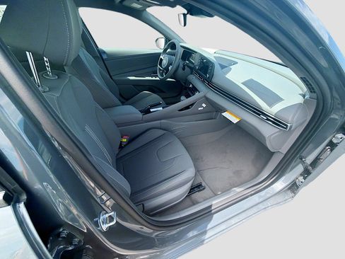 New 2026 Hyundai Elantra Sport FWD image 20