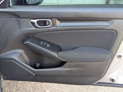 Used 2025 Honda Civic Sport image 27