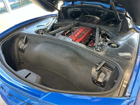 Used 2024 Chevrolet Corvette Stingray Coupe w/ Z51 Performance Package image 15