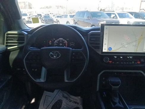 Used 2025 Toyota Tundra Limited image 28