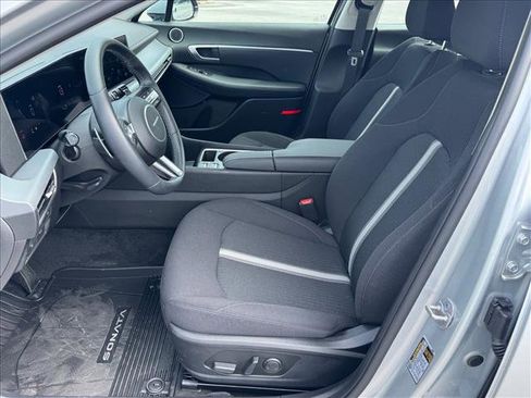 Certified 2025 Hyundai Sonata SEL FWD image 6
