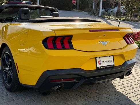 Used 2024 Ford Mustang Premium image 21