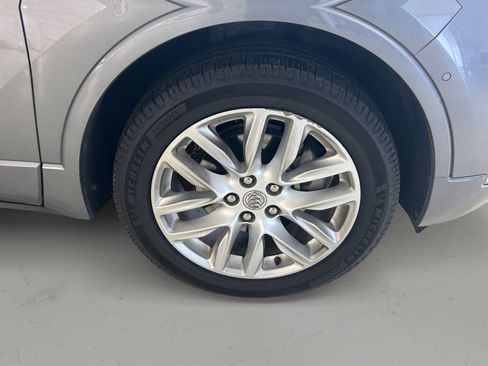 Used 2020 Buick Envision Premium w/ Driver Confidence Package AWD/4WD image 5