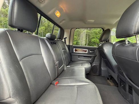 Used 2011 RAM 1500 Laramie AWD/4WD image 21