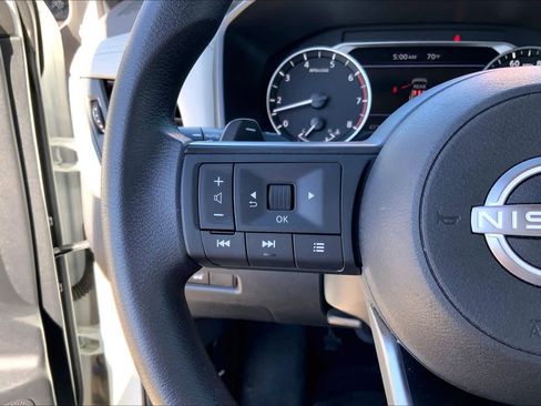 Used 2024 Nissan Rogue SV AWD/4WD image 22