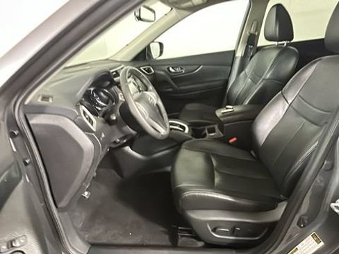 Used 2016 Nissan Rogue SL w/ SL Premium Package AWD/4WD image 12