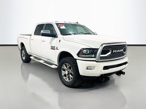 Used 2018 RAM 3500 Laramie Longhorn image 3