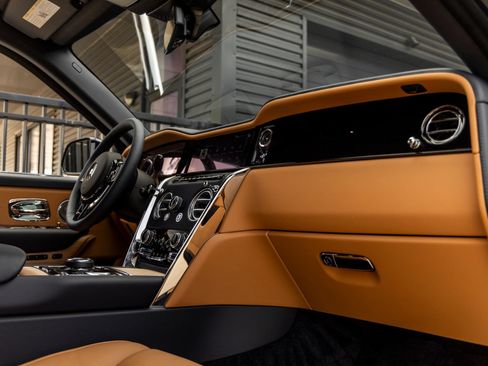 New 2026 Rolls-Royce Cullinan AWD/4WD image 58