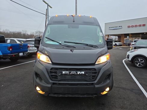 New 2026 RAM ProMaster 3500 w/ Premium Convenience Group image 15
