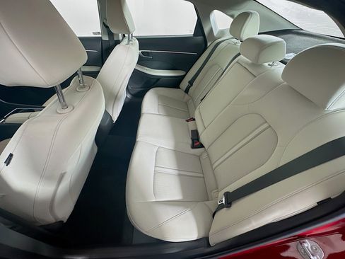 Used 2025 Hyundai Sonata SEL FWD image 27