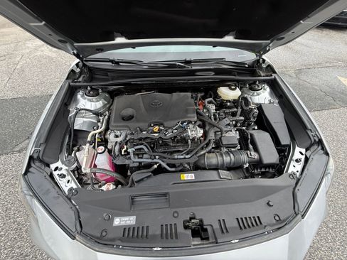 Used 2025 Toyota Camry LE image 32