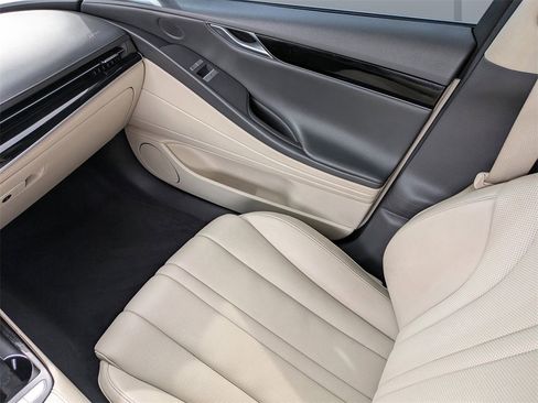 Used 2021 Genesis G80 2.5T image 15