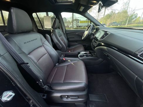 Certified 2023 Honda Ridgeline Black Edition image 33