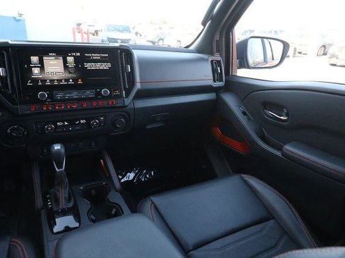 Used 2025 Nissan Frontier PRO-4X w/ Pro Premium Package image 27