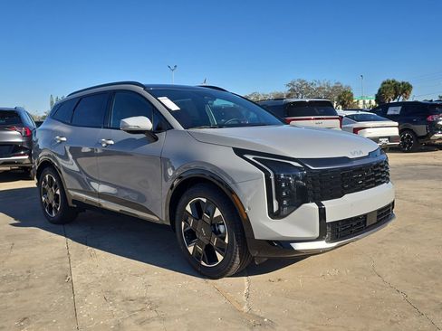 New 2026 Kia Sportage SX image 2