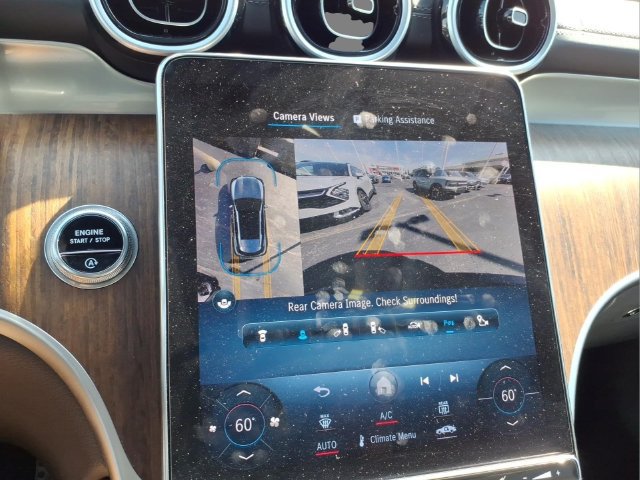 Used 2024 Mercedes-Benz GLC 300 4MATIC image 27