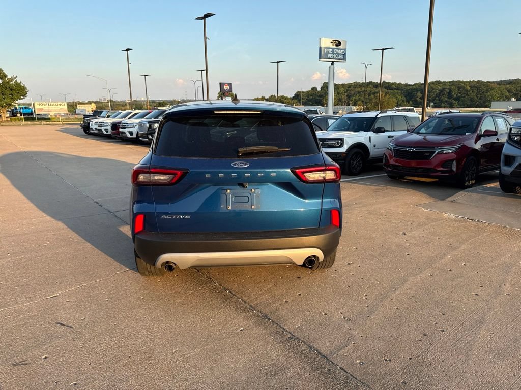 Used 2023 Ford Escape Active FWD image 4
