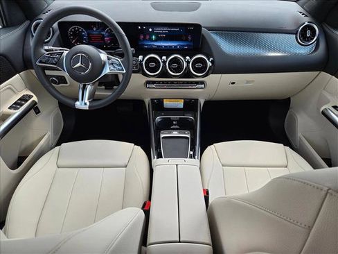 Certified 2026 Mercedes-Benz GLA 250 image 28