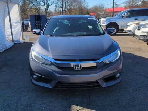 Used 2016 Honda Civic Touring image 11