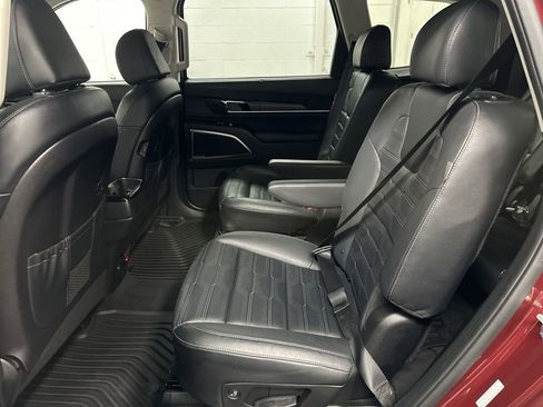Used 2023 Kia Telluride SX Prestige image 38