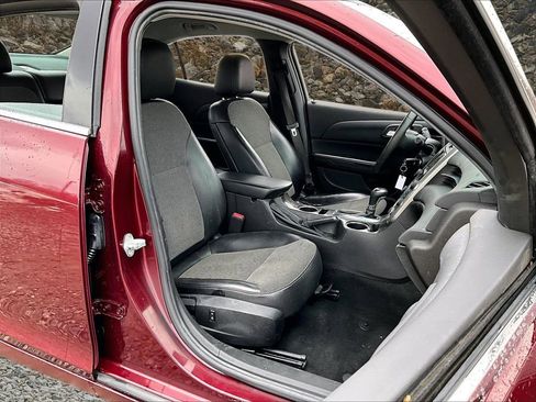 Used 2014 Chevrolet Malibu LT image 7