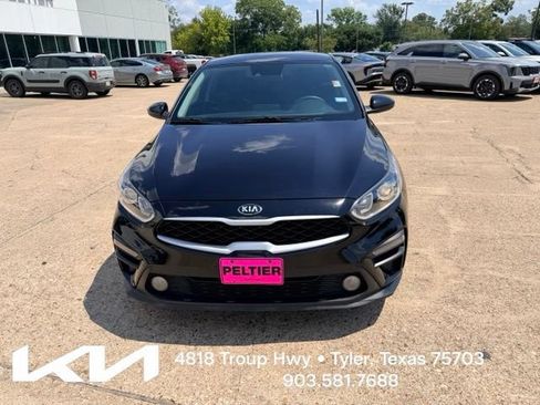 Certified 2021 Kia Forte Sedan FWD image 2