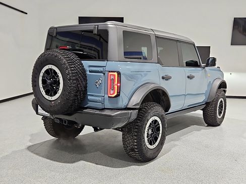 Used 2022 Ford Bronco Badlands image 3