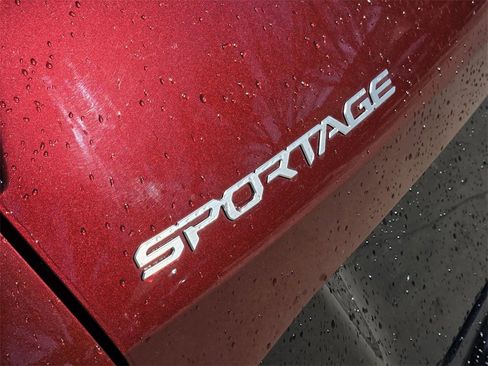 Certified 2023 Kia Sportage SX image 16