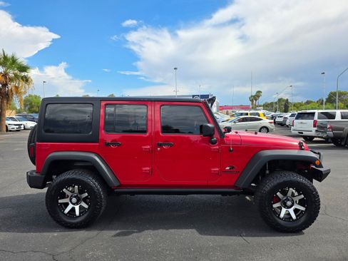 Used 2014 Jeep Wrangler Unlimited Sport w/ Quick Order Package 24S AWD/4WD image 6