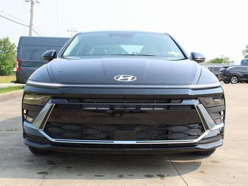 Used 2025 Hyundai Sonata SE image 7