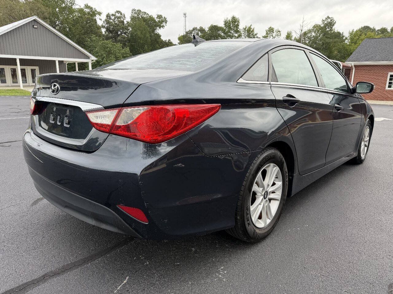Used 2014 Hyundai Sonata GLS w/ Popular Equipment Group 2 FWD image 7