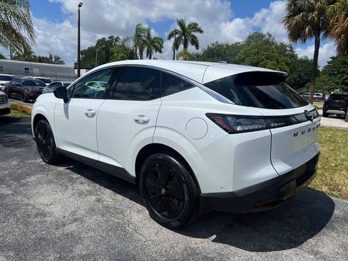 Used 2025 Nissan Murano SV FWD image 7