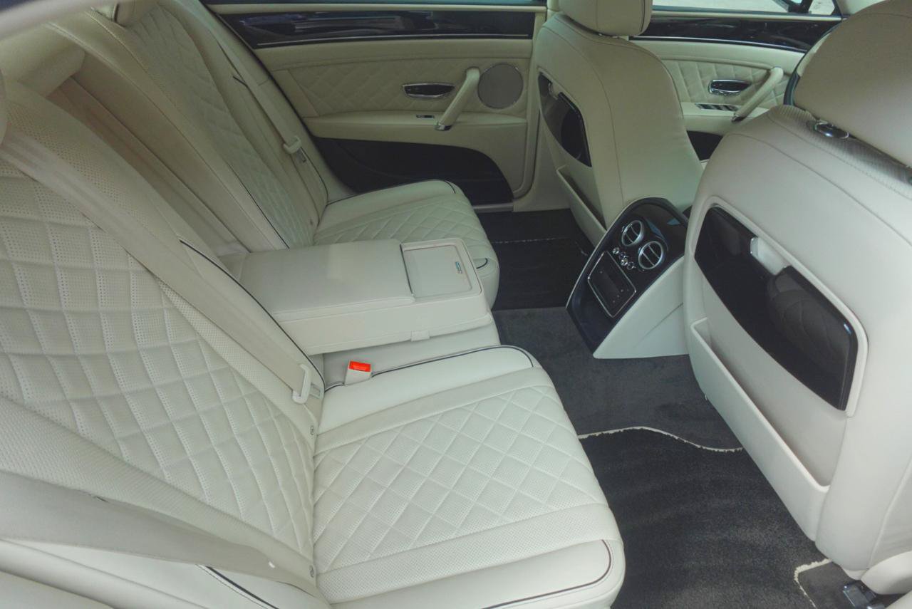 Used 2018 Bentley Flying Spur W12 AWD/4WD image 15