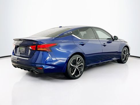 Used 2023 Nissan Altima 2.5 SR image 9
