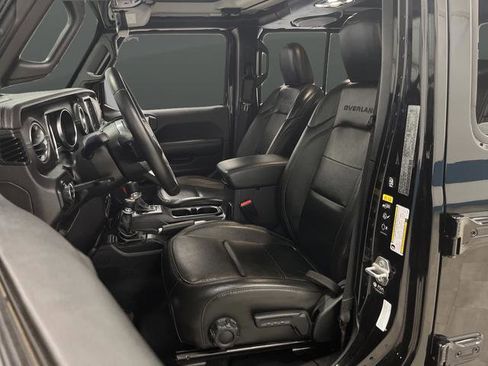 Used 2022 Jeep Gladiator Overland w/ Popular Equipment Package image 4