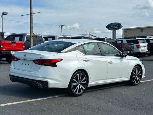 Used 2022 Nissan Altima 2.5 SR FWD image 8