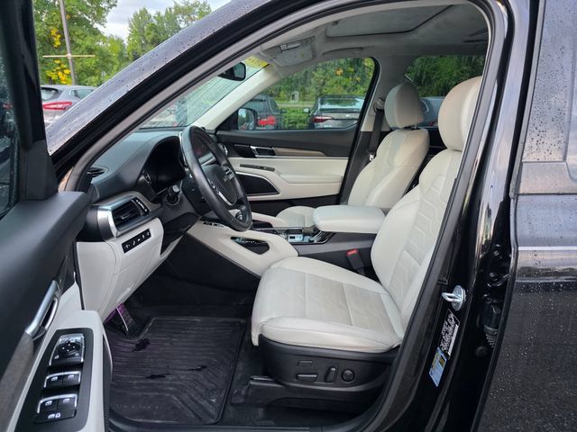Certified 2022 Kia Telluride SX w/ SX Prestige Package AWD/4WD image 17