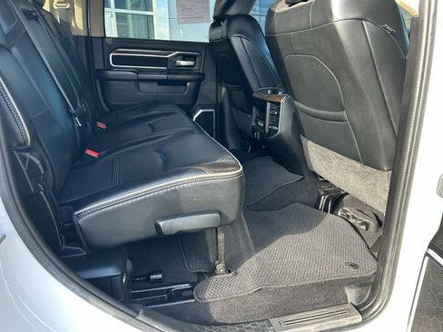 Used 2022 RAM 2500 Laramie w/ Safety Group B image 32