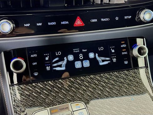 New 2026 Genesis GV70 3.5T Sport Prestige AWD/4WD image 18