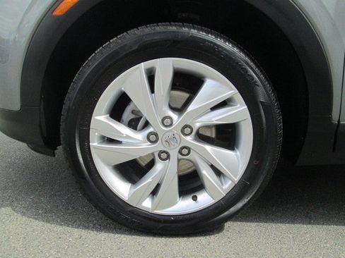 Used 2025 Buick Encore GX Preferred AWD/4WD image 8