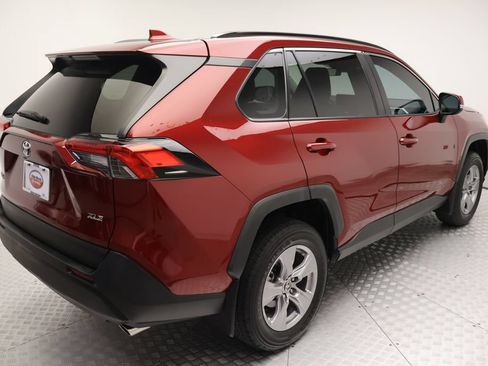 Used 2024 Toyota RAV4 XLE FWD image 8