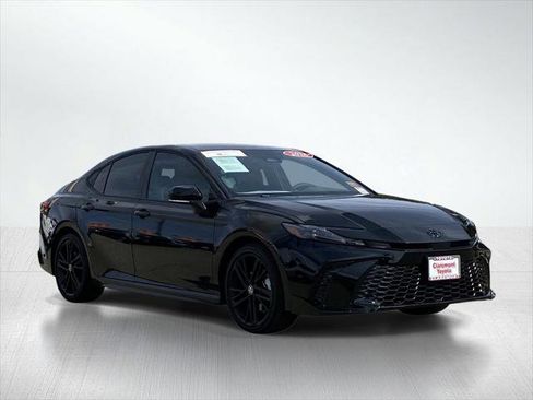 Certified 2026 Toyota Camry Hybrid FWD image 12