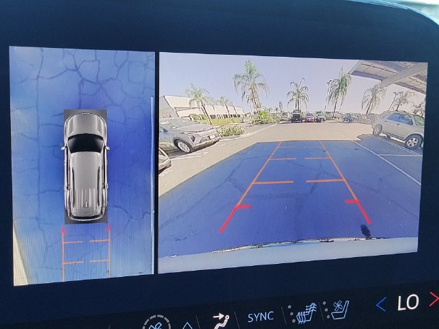 Used 2026 Chevrolet Traverse High Country w/ LPO, Floor Liner Package FWD image 15
