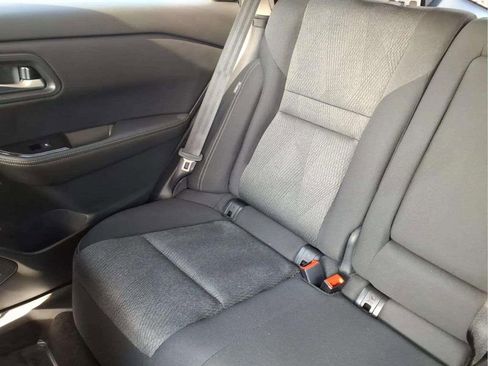 Used 2024 Nissan Rogue SV FWD image 17