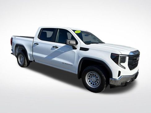 Used 2023 GMC Sierra 1500 Pro w/ Pro Value Package AWD/4WD image 8