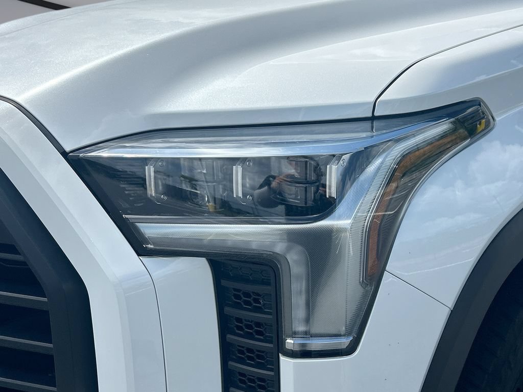 Used 2024 Toyota Tundra Limited w/ TRD Off-Road Package AWD/4WD image 16